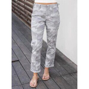 NWOT - GRACE & LACE Cargo Pants in Camo Size 6
